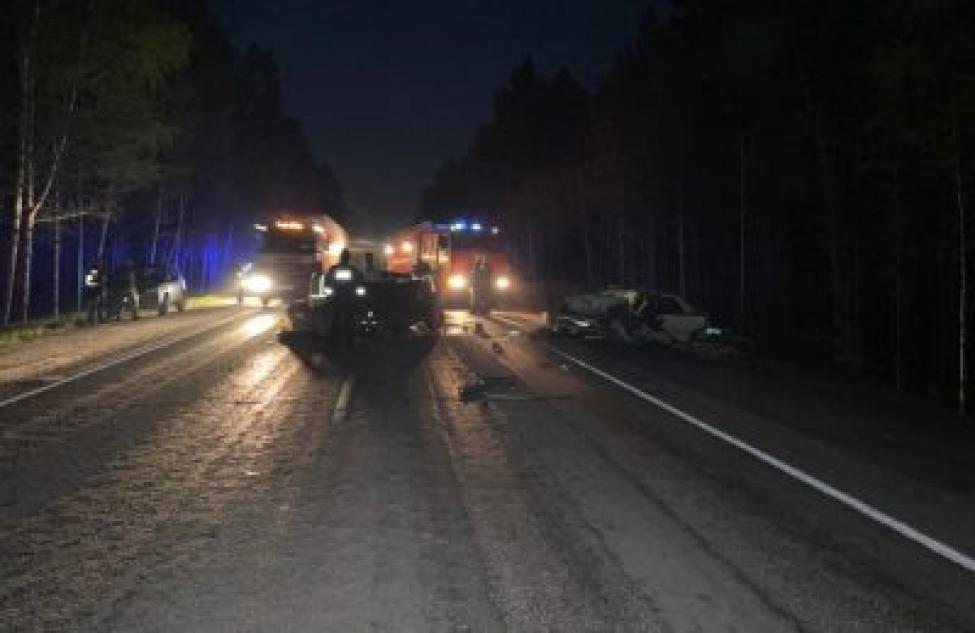 При столкновении двух автомобилей один человек погиб, семь пострадали в Новосибирской области