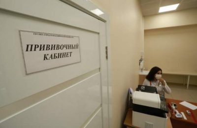 Более 30 мобильных пунктов вакцинации от COVID-19 откроют в Новосибирской области