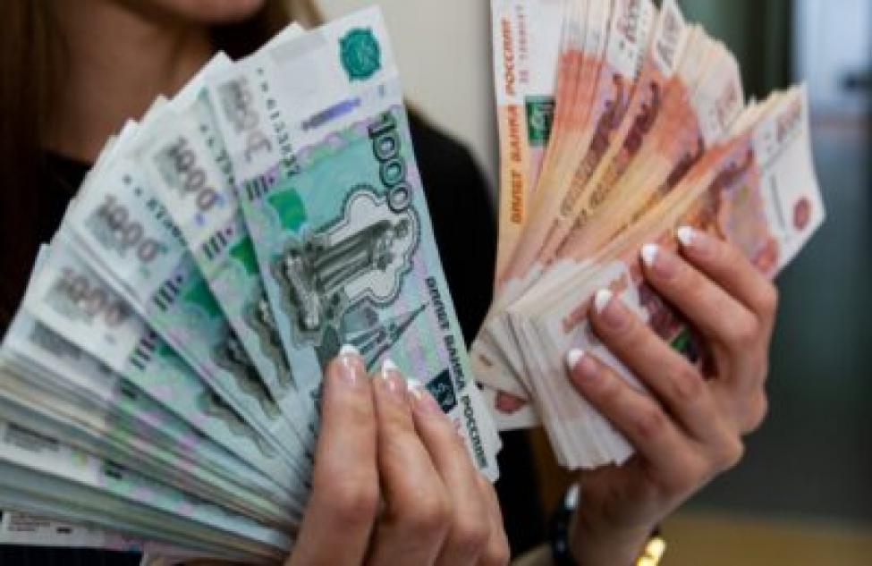 Новые доплаты по 5 тысяч рублей ежемесячно будут выплачиваться педагогам СПО региона