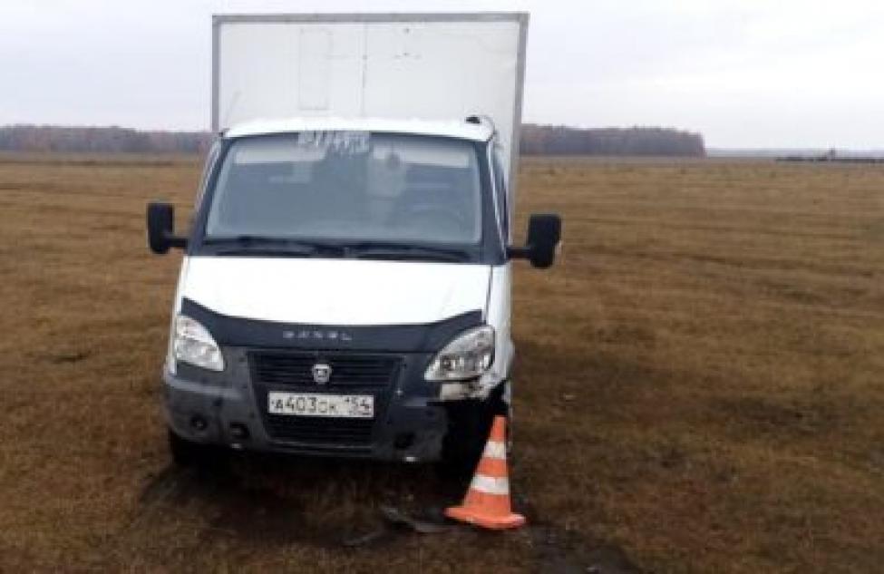 Пьяный водитель без прав врезался в фургон в Старогорносталево