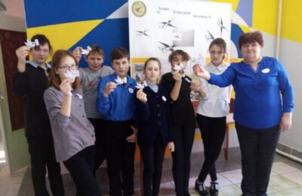 «Блокадная ласточка» — акция лянинских школьников в честь Дня воинской славы России