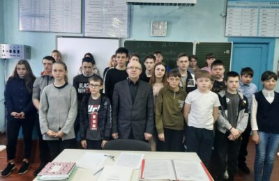 Школьникам из Верх-Урюма рассказали о лесном хозяйстве Здвинского района