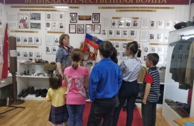 Здвинские полицейские организовали экскурсию в музей детям из реабилитационного центра