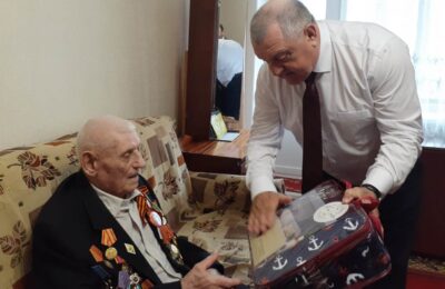 Глава Здвинского района побывал в гостях у ветерана Великой Отечественной войны Дмитрия Колесника