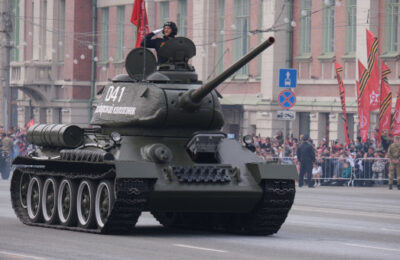 Почти 180 тысяч человек в Новосибирске приняли участие в мероприятиях Дня Победы