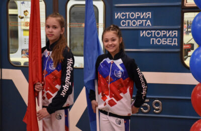 Спортивный поезд-музей вышел на линии новосибирского метрополитена