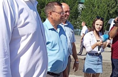 Андрей Травников в Здвинске пообещал оказать поддержку в выделении недостающих средств на завершение строительства патриотического парка