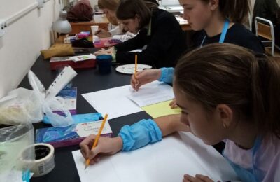 Воспитанники Здвинской ДШИ побывали на конкурсе декоративно-прикладного искусства