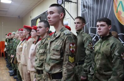 Курсанты военно-патриотических клубов научились спасать жизни на поле боя