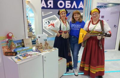 Свою культуру на ВДНХ представил старейший город Новосибирской области