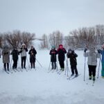 В Старогорносталево организовали прогулку на лыжах для детей