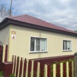 В Здвинске на фасадах домов ветеранов установили памятные таблички