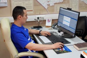 Более 125 тысяч жителей Новосибирской области уже сделали выбор в предварительном голосовании «Единой России»