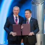 Главы шести субъектов РФ подписали дорожные карты
