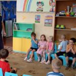 Инспектор ДПС побывал в Здвинском детском саду