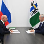 Дмитрий Чернышенко провел рабочую встречу с Андреем Травниковым