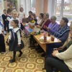 Дети поздравили ветеранов в Здвинской школе