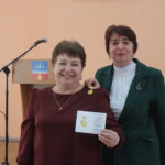 Памятный знак вручен председателю Совета ветеранов Здвинского района