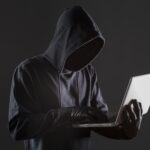 Житель Новосибирска помогал украинским мошенникам