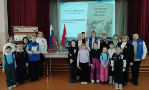 В Старогорносталевском ДК прошла презентация книги о героях