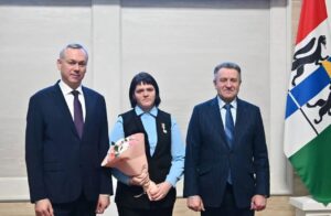 Знак отличия вручен жительнице Здвинского района