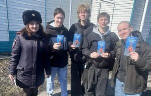 Сотрудники Госавтоинспекции в Здвинске провели в акцию для молодежи