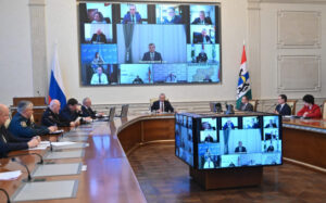 Глава региона обратился к госслужащим с просьбой поддержать сбор