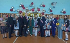 Последний звонок прозвенел в школах Здвинского района