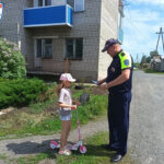 В День защиты детей в Здвинске сотрудники Госавтоинспекции провели акцию