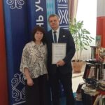 Педагог из Верх-Каргатской школы получил высокую награду