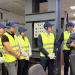Погружение в цифровое производство: на «Сибстекле» прошла экскурсия для директоров предприятий