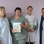 «Книгу для Тёмы. История Алены» вручили пациентам Здвинской детской больницы